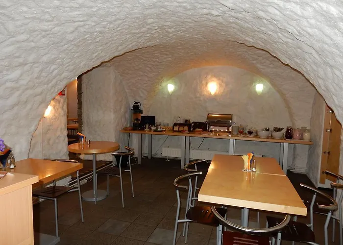 Tatari 53 Отель