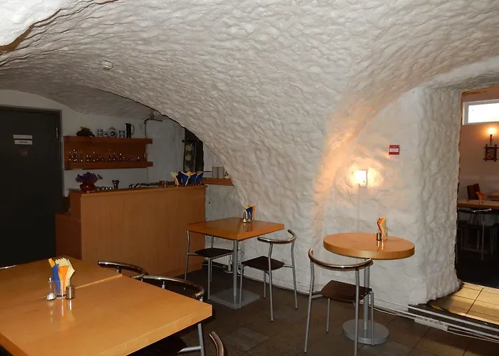 فندق Tatari 53 2*