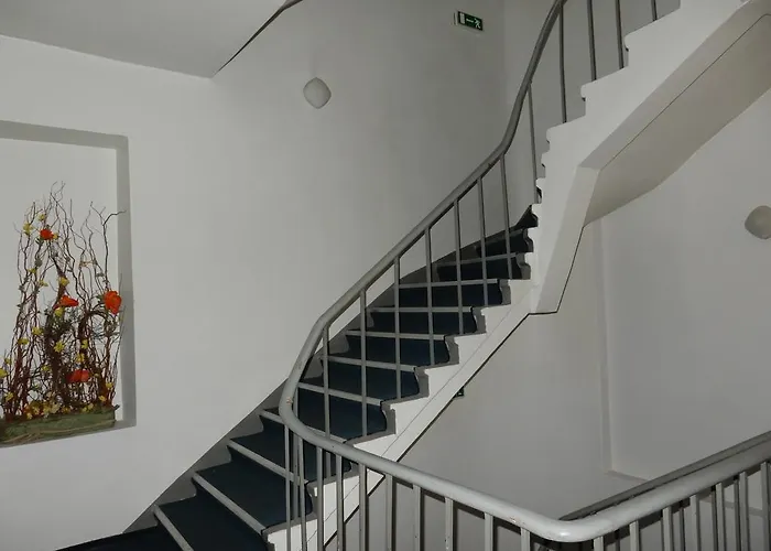 Отель Tatari 53 2*