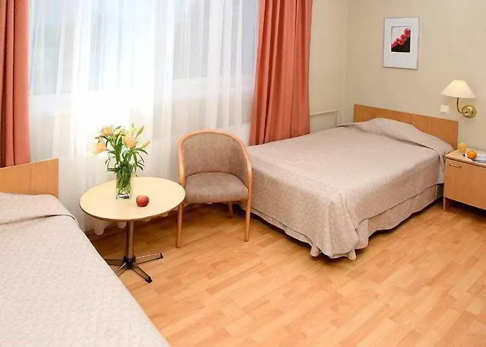 فندق Tatari 53 2*